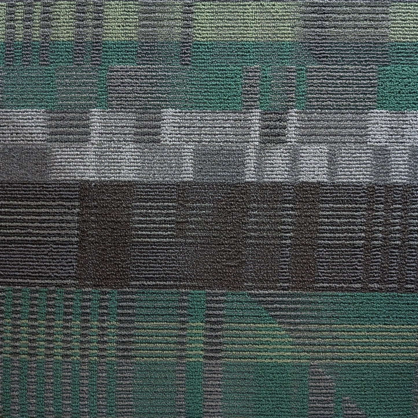 Shaw VERDURE METAL 23585 Carpet Tile. 48sq.ft./Case