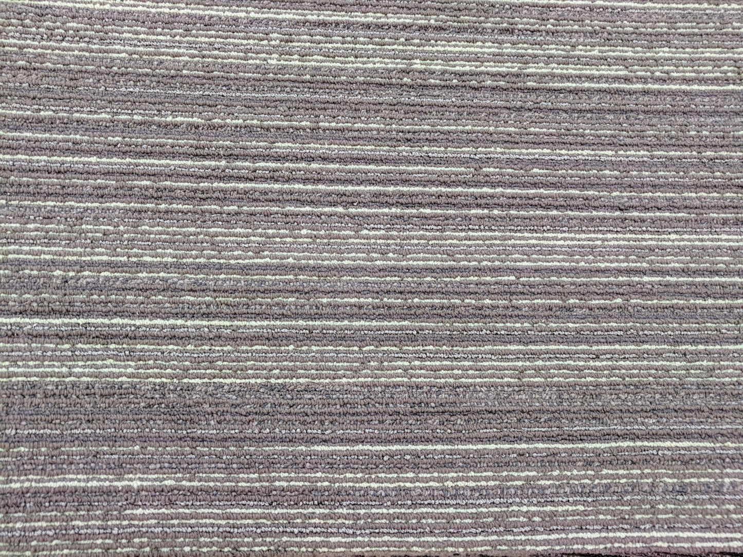 Shaw R761C GROUNDED MOSS Carpet Tile. 45sq.ft./Case