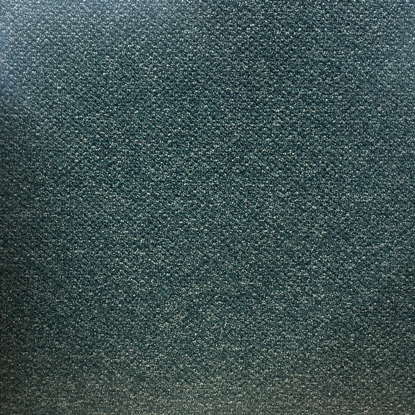 Shaw 71355 MASTERMIND Carpet Tile. 48sq.ft./Case
