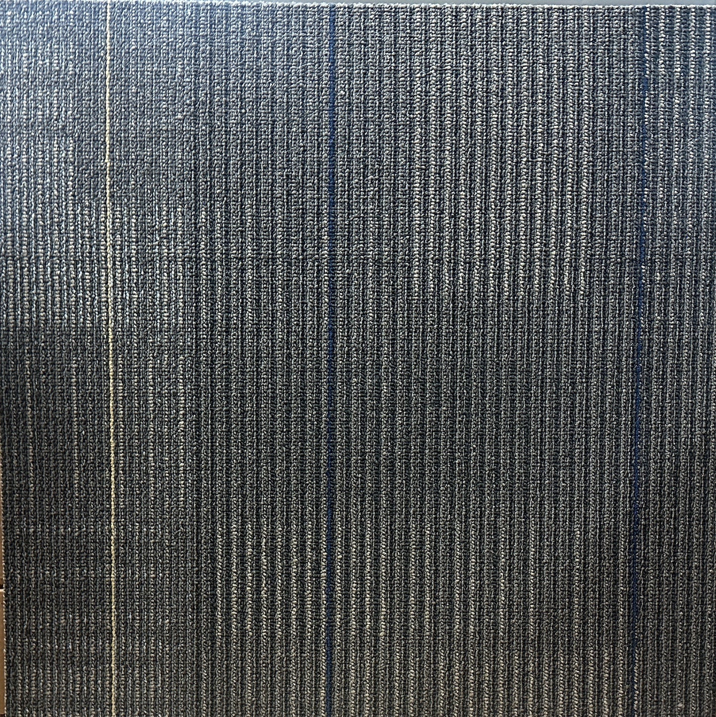 Shaw E7238 Carpet Tile. 48sq.ft./Case