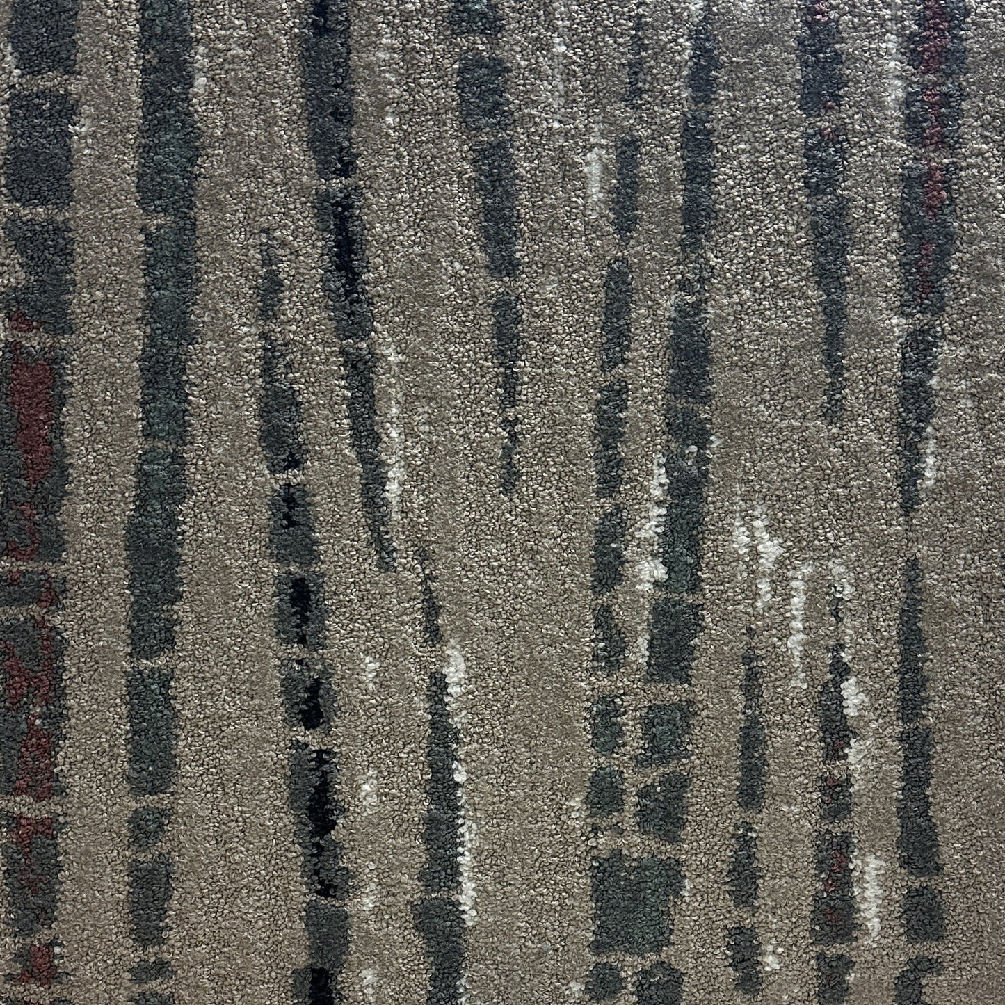 Shaw D9586 Carpet Tile. 48sq.ft./Case