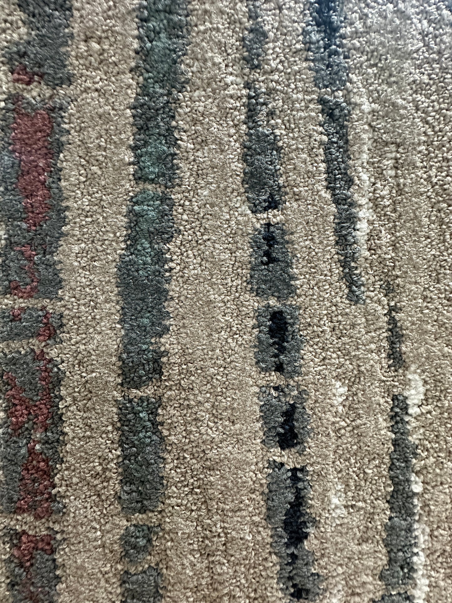 Shaw D9586 Carpet Tile. 48sq.ft./Case